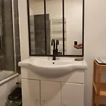 Appartement Léna Rdc Parking T4 Rénové Cité Congrès 95m2 *
