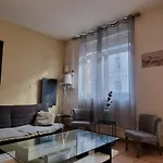 Appartement Léna Rdc Parking T4 Rénové Cité Congrès 95m2 Anzin